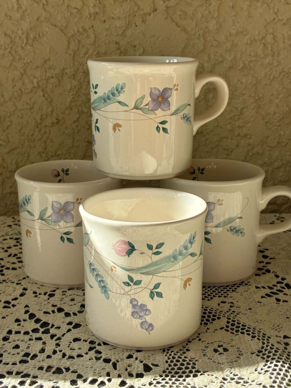 Set of 4 Pfaltzgraff April Floral Pattern Coffee Mugs
